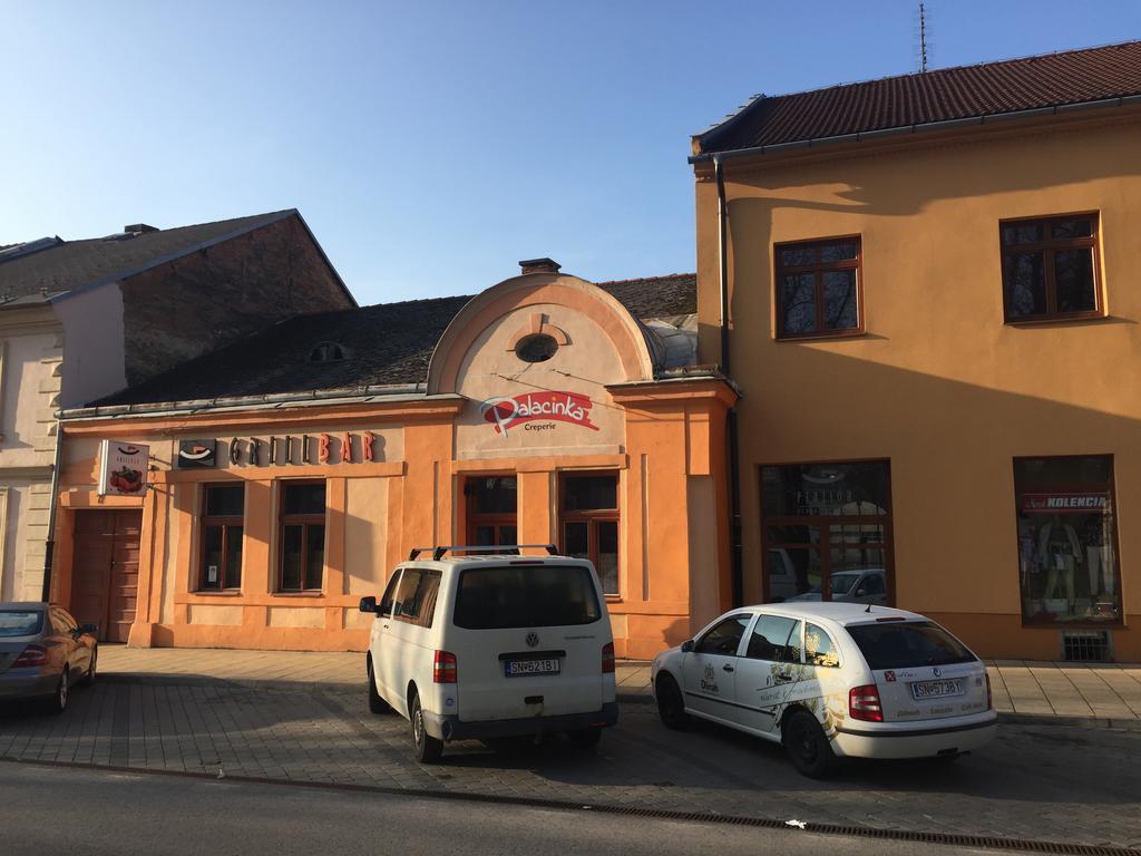Grillbar Penzion&Restaurant Spišská Nová Ves Exterior foto