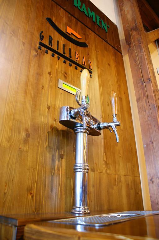 Grillbar Penzion&Restaurant Spišská Nová Ves Exterior foto